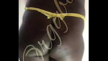 Shake that booty mama