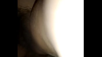 Le es infiel al novio