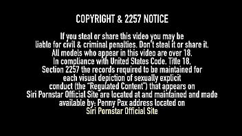 Lesbians siri & dayna vendetta take turns to fuck their pussies