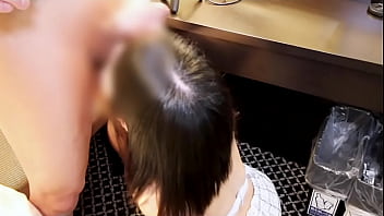 じゅぼじゅぼと音を立てながらチンコを舐め回す。