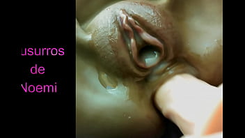 El amigo de su marido la pone a cien