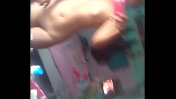 Mostrandome un poco de ella