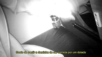 Glory hole um pau grosso me comeu gostoso na balada liberal