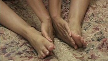 Ebony babe foot fetish