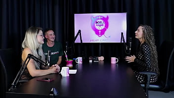 Sempre foi a ovelha negra da família gostou de namorar um homem mais velhos teve fetiches estranhos e a cena que gostou jujube delícia sheer red