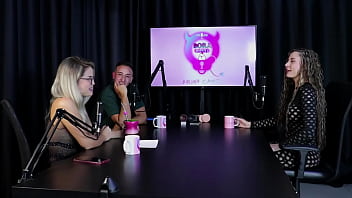 Sempre foi a ovelha negra da família gostou de namorar um homem mais velhos teve fetiches estranhos e a cena que gostou jujube delícia sheer red