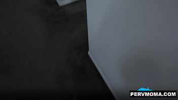 Stepmom laura bentley wants to support her stepson joshua at any cost