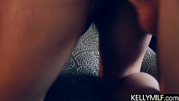 I'm licking my best girlfriend's cunt