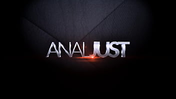 Susie diamond lets her asshole be gang fucked and dp'd