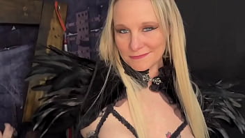 Omg i'm in looove with my new outro that mollymcsxxx created for me ️ don't forget to vote for me for the