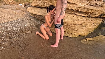 I took slender eva tender to a beautiful place by the sea and received thanks in the form of anal