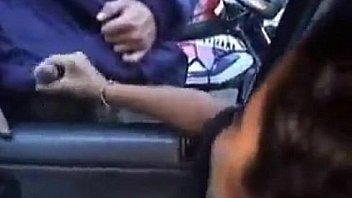 Punhetando em publico