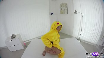 Vr pokemon babe nicole love plays her tight pussy