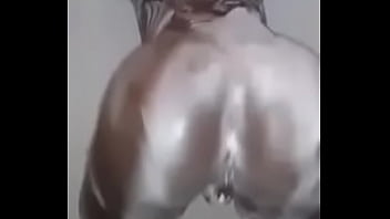 Ebony ass shaker