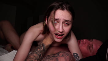 Skinny funky town gave herself to be fucked and cum in her mouth