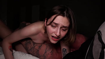 Skinny funky town gave herself to be fucked and cum in her mouth