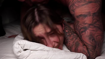 Skinny funky town gave herself to be fucked and cum in her mouth