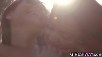 Small Titted Beauty Kiss thumbnail