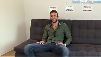 Casted Otter Solo Wanking For Cumshot thumbnail