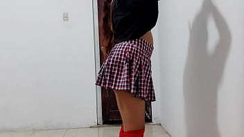 Student videotapes herself dancing sexily to avoid flunking