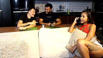 Fizemos uma festinha bem gostoso com 3 atrizes bem gostosas