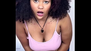 Chubby ebony latina can’t stop farting