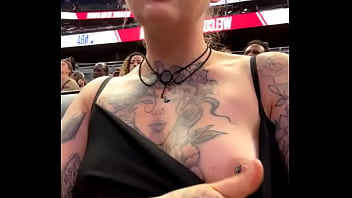 Orlando Magic Game Titty Flash thumbnail