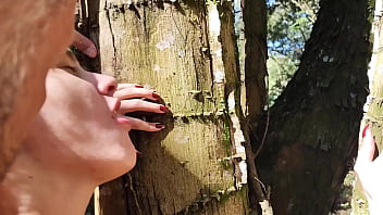 Minha enteada ficou me provocando no meio do mato e acabei fodendo o cuzinho da gostosa vagninho e dutrasuraaa