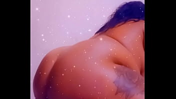 Chubby queen twerking soo sexy