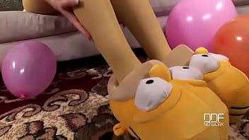 Gettin kinky with balloons