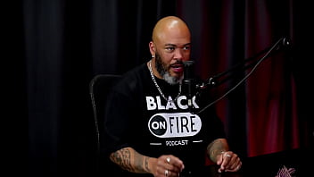 Safada fica de 4 pra demonstrar após falar que gosta de ver a dor do outro como domme e que já gozou na prática rainbow witch & madame agatha watch sheer red