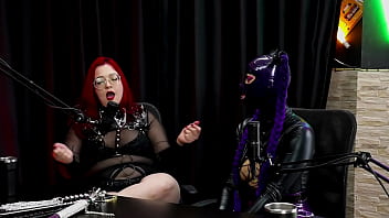 Safada fica de 4 pra demonstrar após falar que gosta de ver a dor do outro como domme e que já gozou na prática rainbow witch & madame agatha watch sheer red