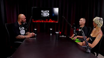 Começou através de um convite fez as gravações de sexo a mulher gozou antes da hora e quando espirrou no produtor natt paradise & raposão watch sheer red