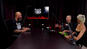 Começou através de um convite fez as gravações de sexo a mulher gozou antes da hora e quando espirrou no produtor natt paradise & raposão watch sheer red