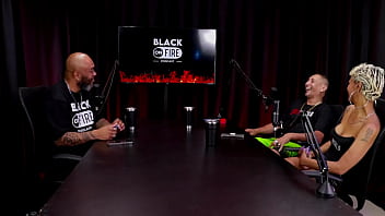 Começou através de um convite fez as gravações de sexo a mulher gozou antes da hora e quando espirrou no produtor natt paradise & raposão watch sheer red