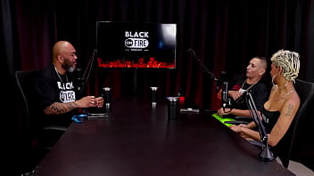 Começou através de um convite fez as gravações de sexo a mulher gozou antes da hora e quando espirrou no produtor natt paradise & raposão watch sheer red