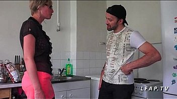 Magnifique babe francaise defoncee et couverte de sperme