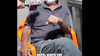 La dura realidad de un vendedor de periódicos #esfuerzo #chiclenoticias #historia #elchicletv #trabajo #sacrificio #atre