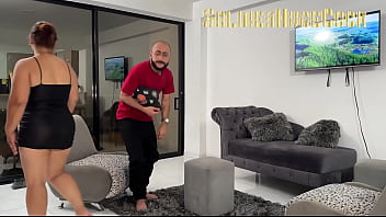 My roommate seduces me to fuck her