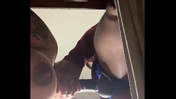 Preg girl blowing dick