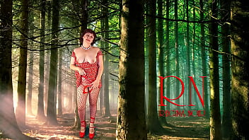 Pin up lady posing in the forest she shows her tits and pussy mesh tights regina noir
