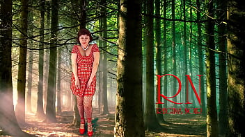 Pin up lady posing in the forest she shows her tits and pussy mesh tights regina noir
