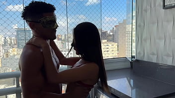 Marido não resistiu ver outro me comer e participou