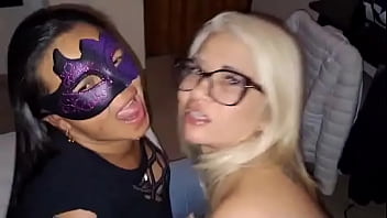 Um fã encheu nossas bocas de leitinho minha e da nanabukkake