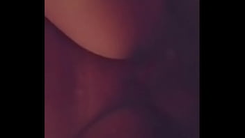 L gets load on her stomach