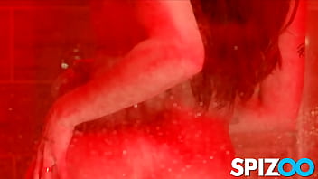 Redhead hottie audrey reid offers wet pussy to horny friend