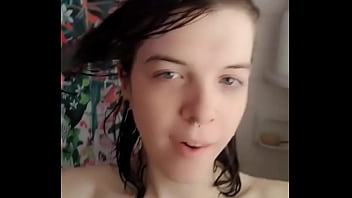 I need help washing parts i can't reach could you help me please