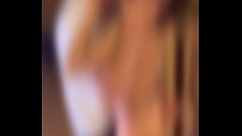 Corno filmou a esposa com outro