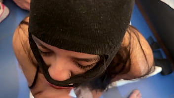 Enmascarada nalgueada y follada sin piedad en el telo – le acabo en la boca