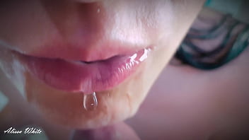 Babe made a great blowjob in the shower Сumshot